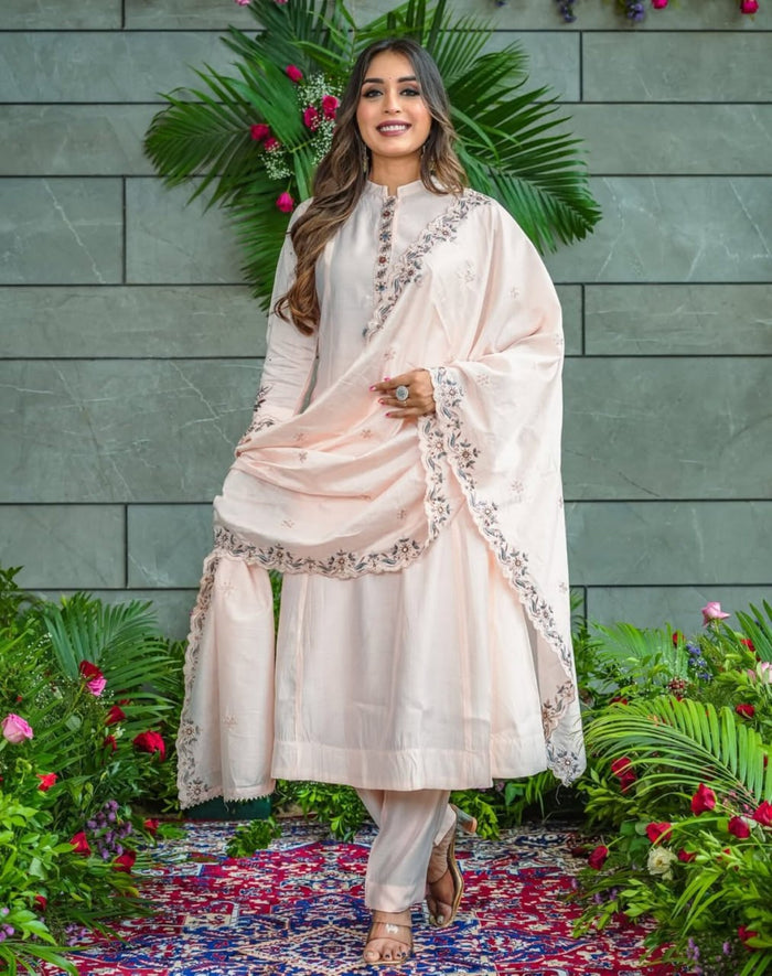 Women's Ethnic Flared Kurta set with Dupatta