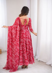 WOMENS BEAUTIFUL PRINTED FLOWER GOWN WITH DUPATTA