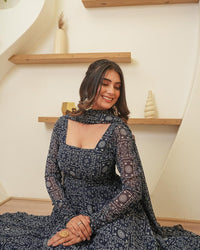 ng Urbane Retro Women Gown with dupatta