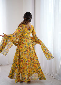 WOMENS BEAUTIFUL PRINTER GOWN WITH DUPATTA