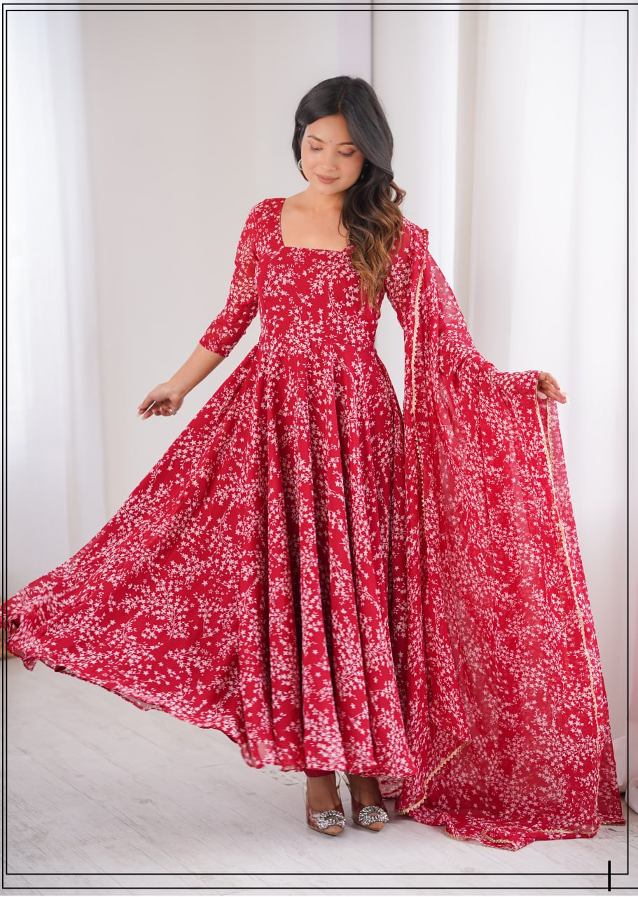 WOMENS BEAUTIFUL PRINTED FLOWER GOWN WITH DUPATTA